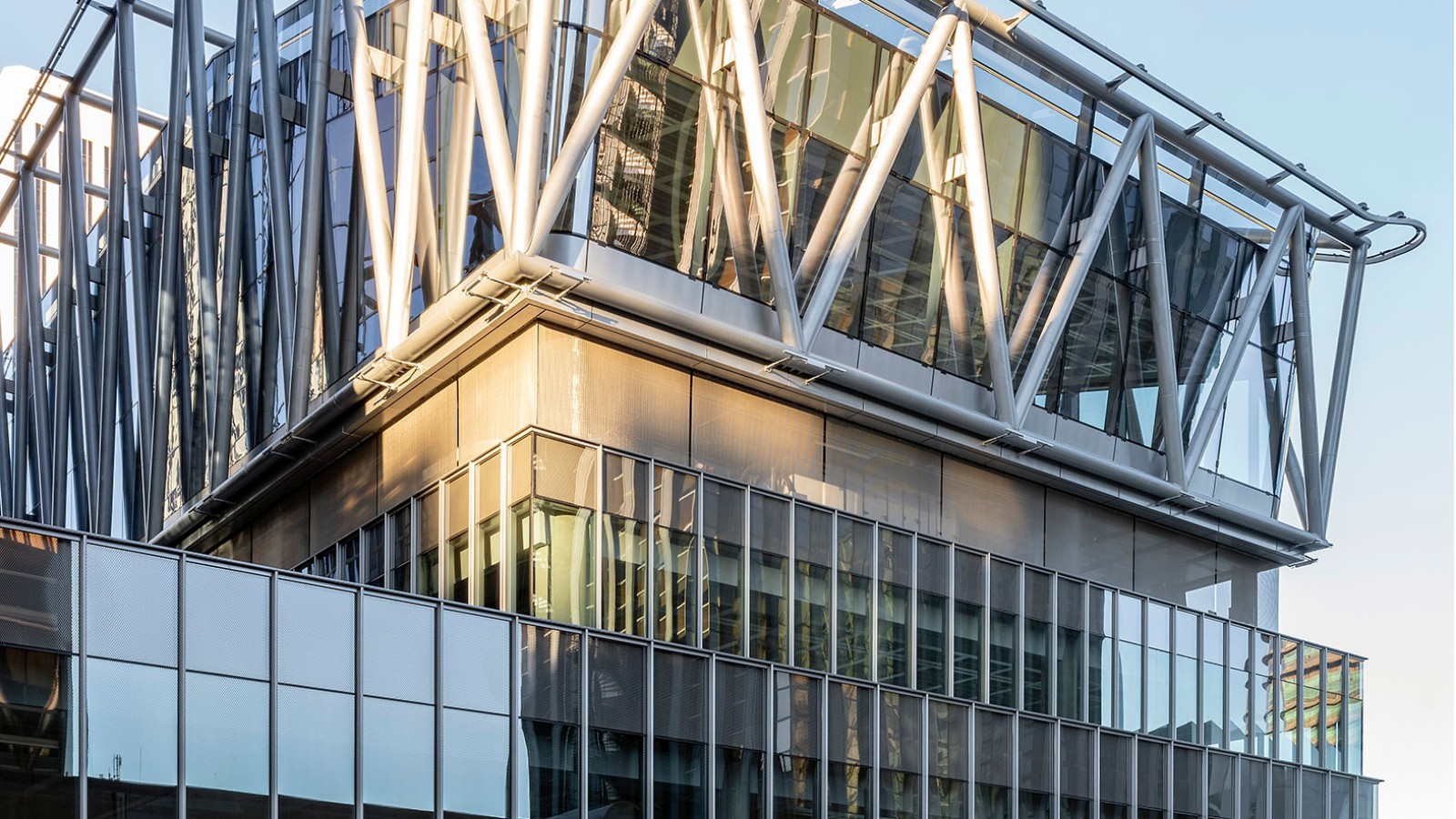 Reabilitação e ampliação do corpo debaixo do edifício Alfredo Mahou: Edifício Growth (©Luís Asín ©Arquimania) Reabilitação e ampliação do corpo debaixo do edifício Alfredo Mahou: Edifício Growth (©Luís Asín ©Arquimania)