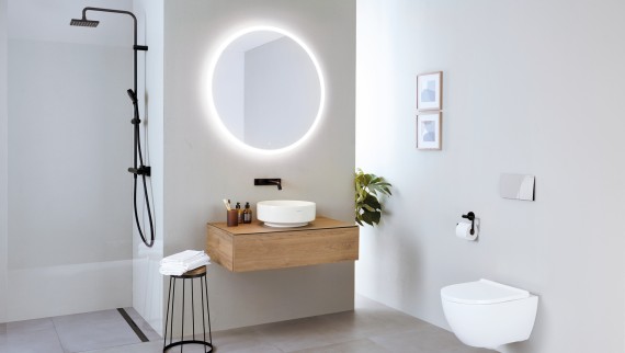 Casa de banho com lavatório e móvel Geberit VariForm e sanita Acanto Casa de banho com lavatório e móvel Geberit VariForm e sanita Acanto