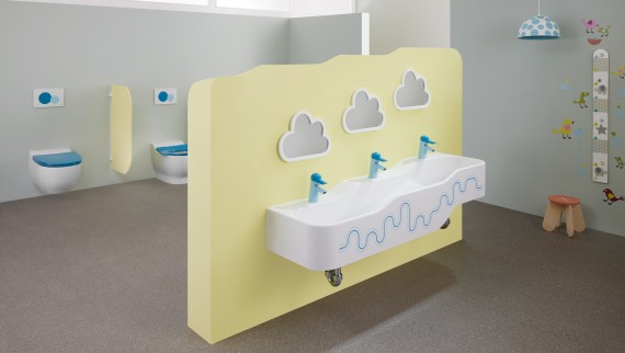 Espaço de diversão e para fazer a higiene Geberit Bambini Espaço de diversão e para fazer a higiene Geberit Bambini