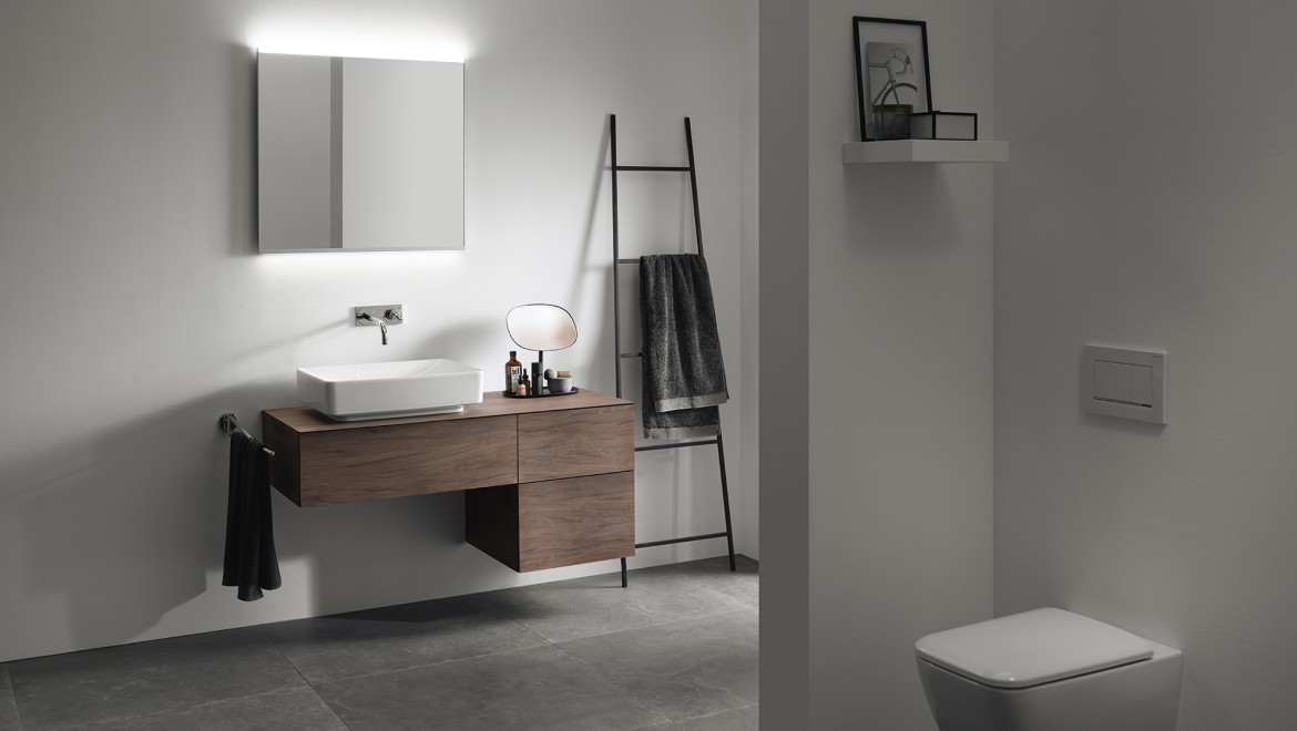 Casa de banho com a série Geberit VariForm (© Geberit) Casa de banho com a série Geberit VariForm (© Geberit)
