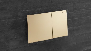 Geberit Sigma70 em latão (© Geberit)