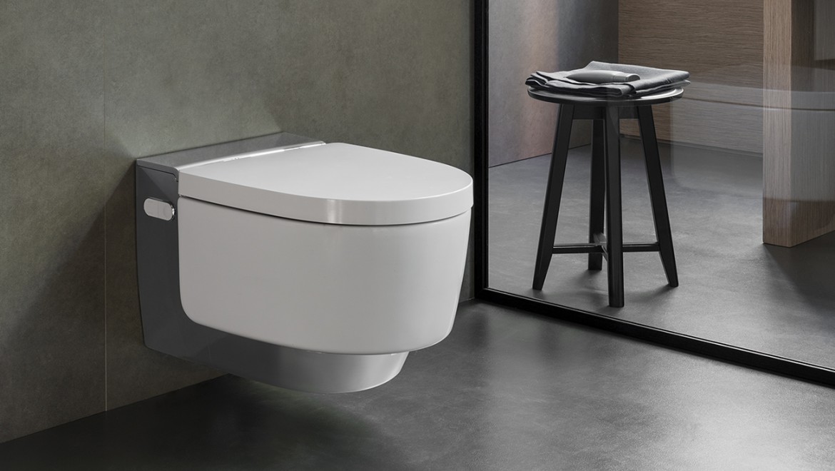 Sanita com sistema integrado de lavagem Geberit AquaClean Mera para os mais elevados requisitos de conforto (© Geberit)