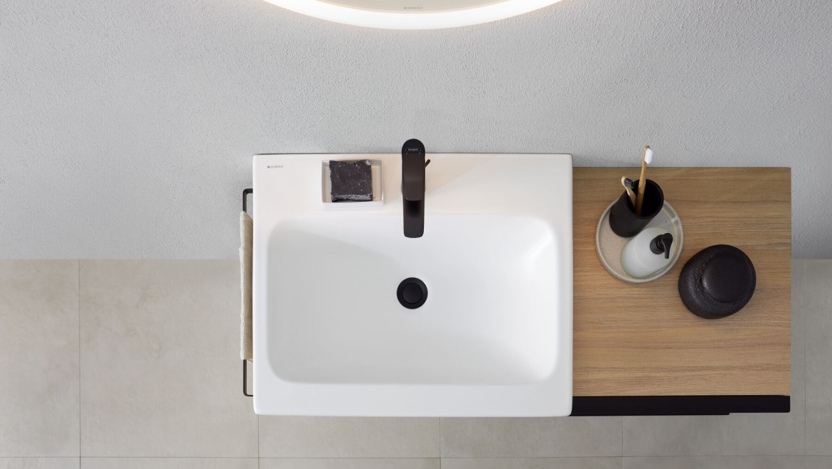 Série de casas de banho Geberit iCon em carvalho Série de casas de banho Geberit iCon em carvalho