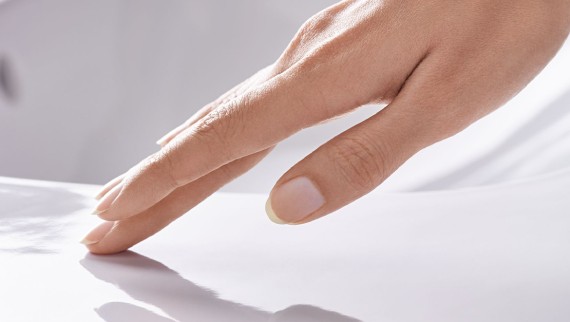 Lavatório Geberit com esmalte especial KeraTect Lavatório Geberit com esmalte especial KeraTect