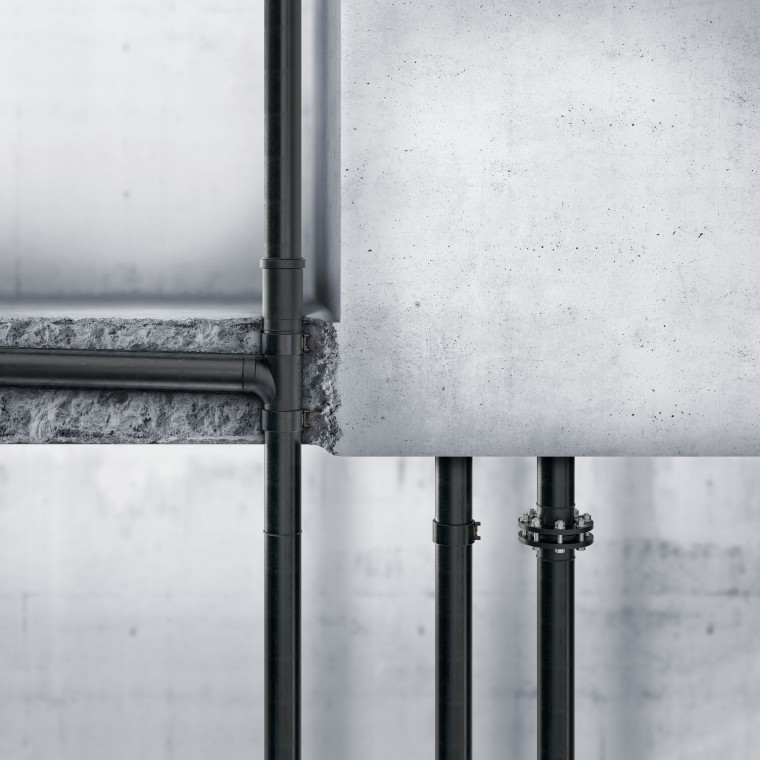 O Geberit PE também pode ser colocado em betão O Geberit PE também pode ser colocado em betão