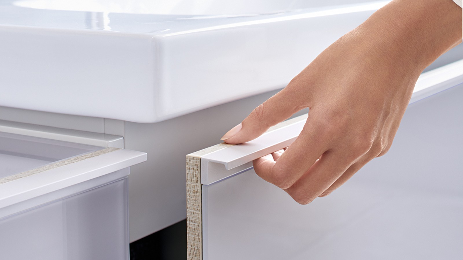 Móveis de casa de banho com SoftClosing Móveis de casa de banho com SoftClosing