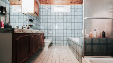 Casa de banho norueguesa antes da renovação.