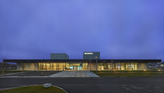 Campus Geberit em Pfullendorf (© Roland Halbe) Campus Geberit em Pfullendorf (© Roland Halbe)