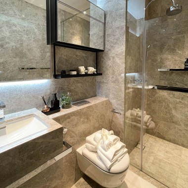 As casas de banho de serviço são muito luxuosas (© Guocoland Limited) As casas de banho de serviço são muito luxuosas (© Guocoland Limited)