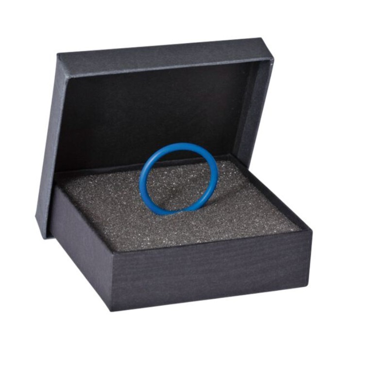 O-ring azul na caixa