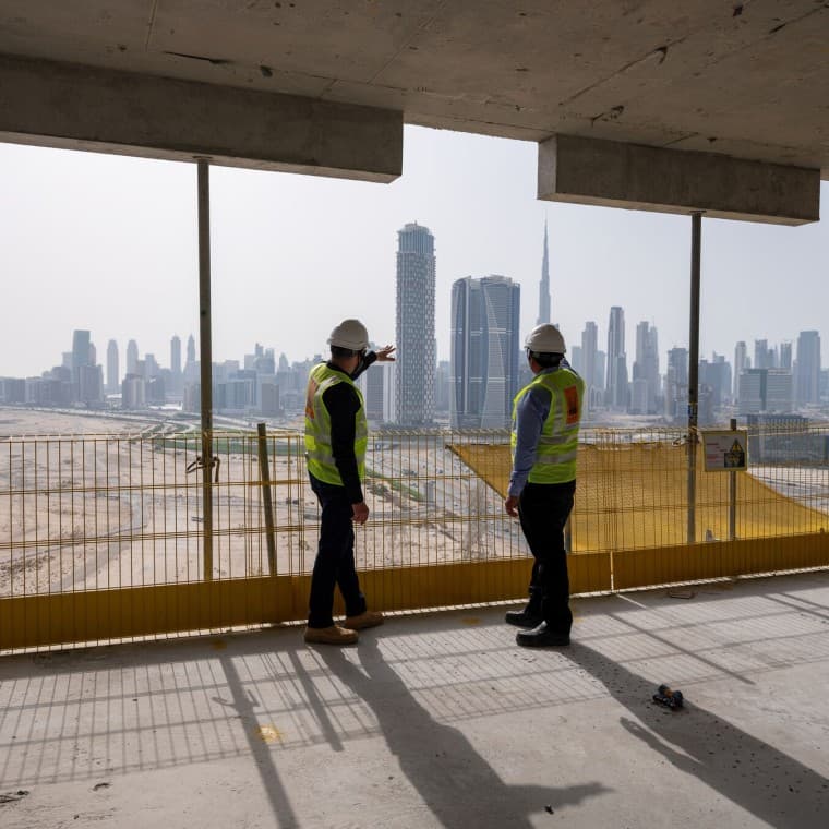 As novas Torres Sobha estão a ser construídas com vista para o centro do Dubai As novas Torres Sobha estão a ser construídas com vista para o centro do Dubai