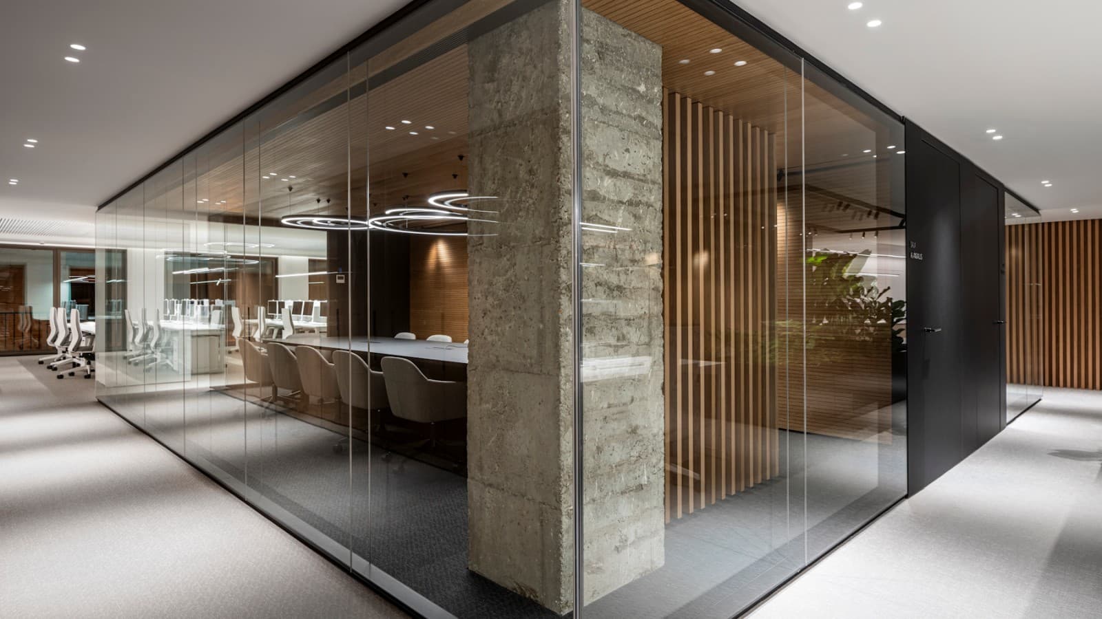 Interior da sede central da Caja Rural del Sur © Javier Orive / www.javierorive.com Interior da sede central da Caja Rural del Sur © Javier Orive / www.javierorive.com