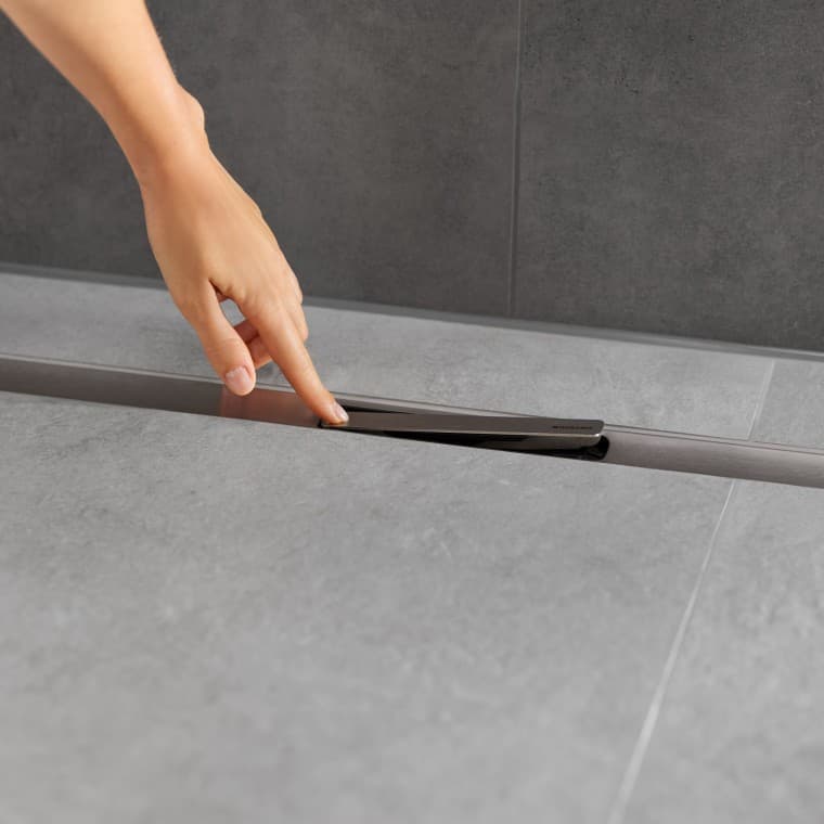 O filtro anti-cabelos apanha a sujidade e o cabelo, e é fácil de remover, enxaguar e limpar O filtro anti-cabelos apanha a sujidade e o cabelo, e é fácil de remover, enxaguar e limpar