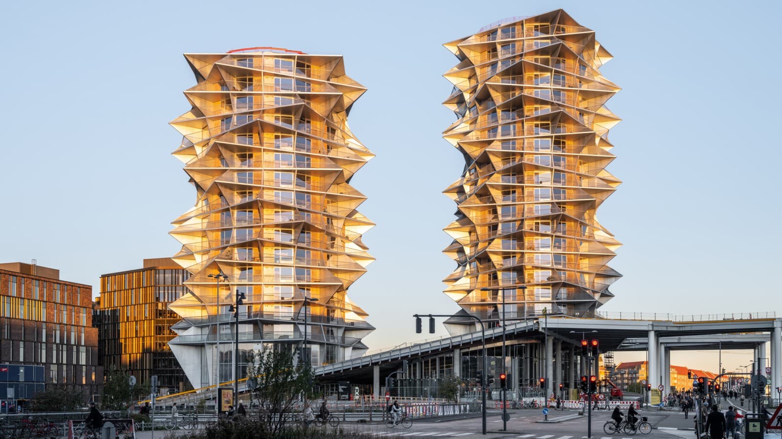 As Kaktus Towers oferecem espaço para 495 micro apartamentos em uma área de 26 100 metros quadrados. (© Rasmus Hjortshøj) As Kaktus Towers oferecem espaço para 495 micro apartamentos em uma área de 26 100 metros quadrados. (© Rasmus Hjortshøj)