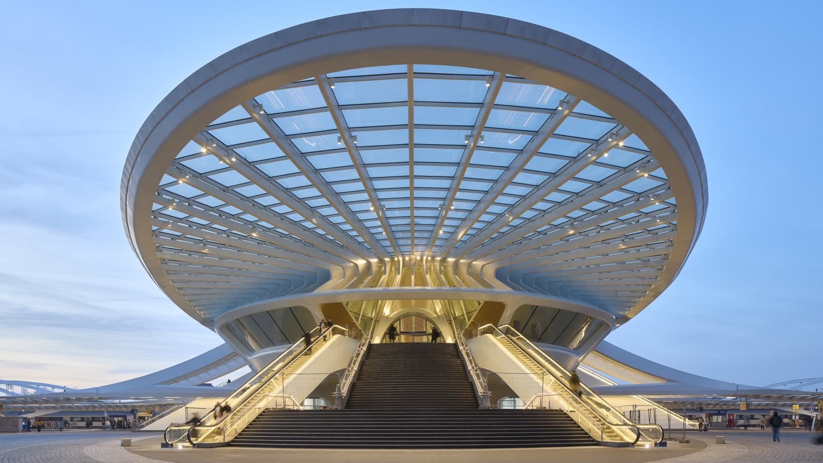A Gare de Mons tornou-se um marco da cidade belga de Mons (© Oliver Schuh, Palladium Photodesign) A Gare de Mons tornou-se um marco da cidade belga de Mons (© Oliver Schuh, Palladium Photodesign)