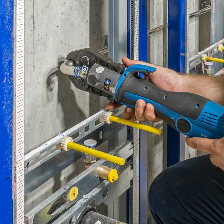 Geberit Mapress Aço inoxidável para as tubagens de água potável Geberit Mapress Aço inoxidável para as tubagens de água potável